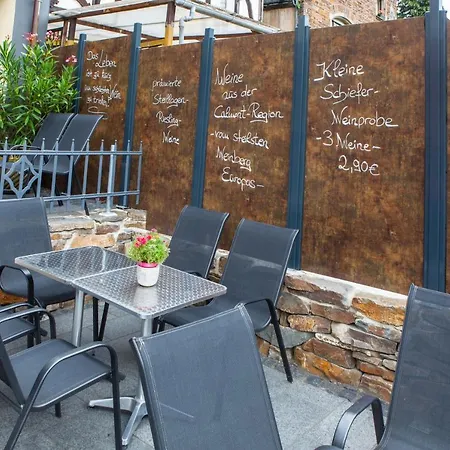 Am Fluss Apartament Klotten